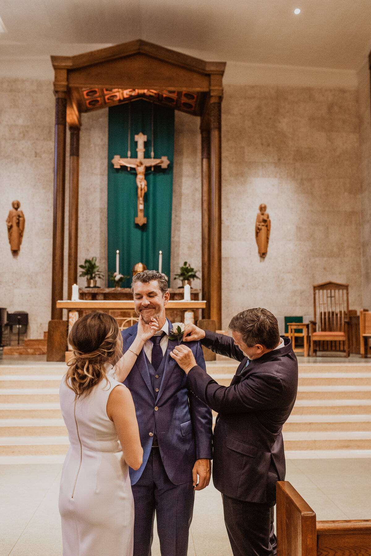 TLCPhotography-Small-Catholic-Wedding-Austin-Texas-013