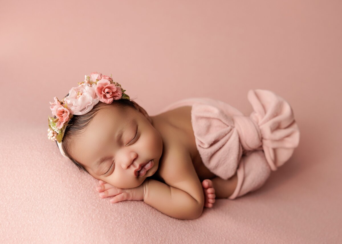 Charlotte-Newborn-photographer56