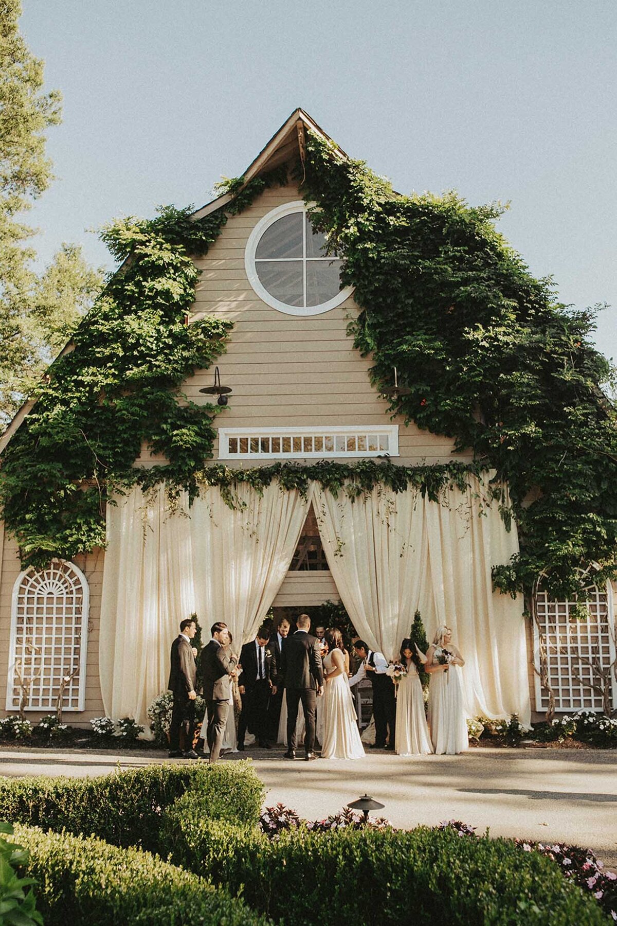 jaclyn-fisher-events-planning-neutral-boho-estate-wedding-in-new-jersey-91