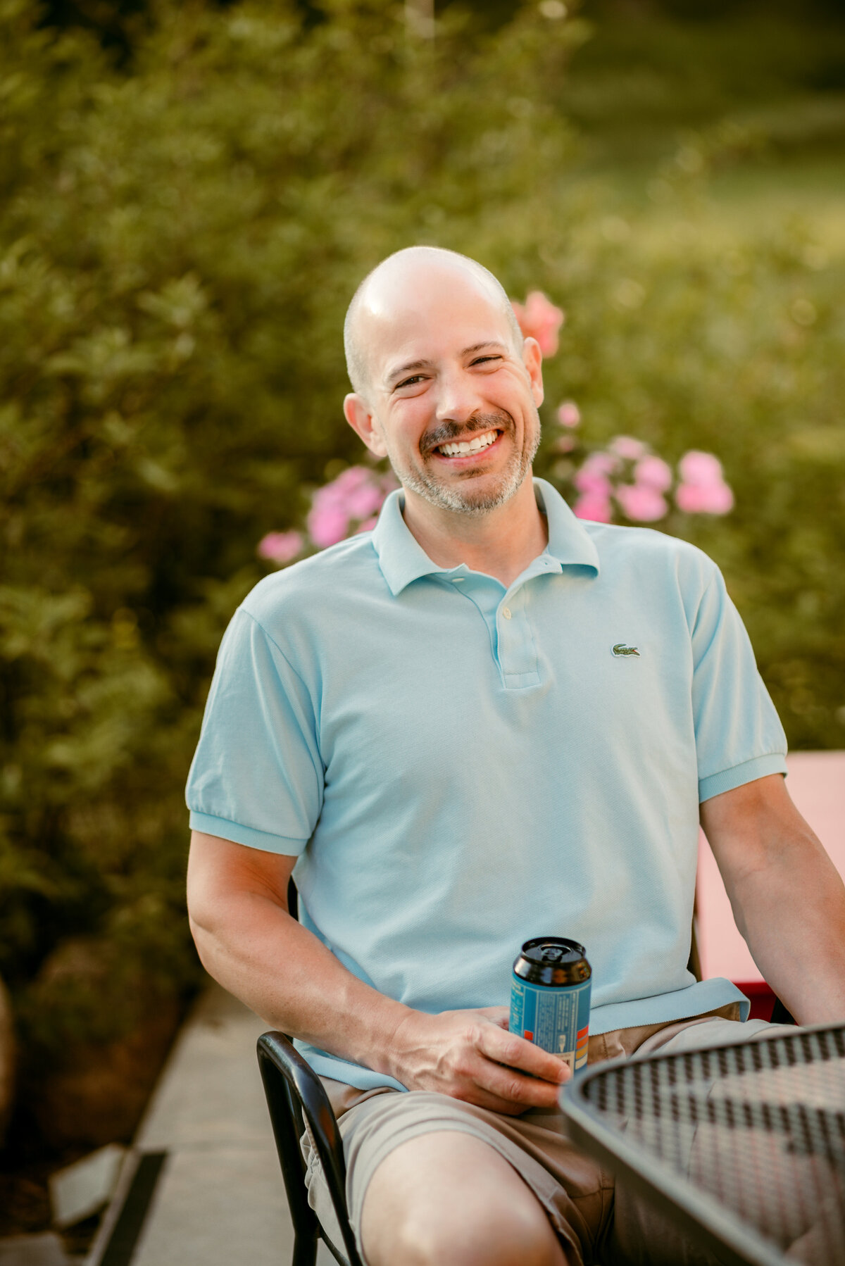 Whether you're new to dating apps or updating your profile, professional dating photography makes all the difference.