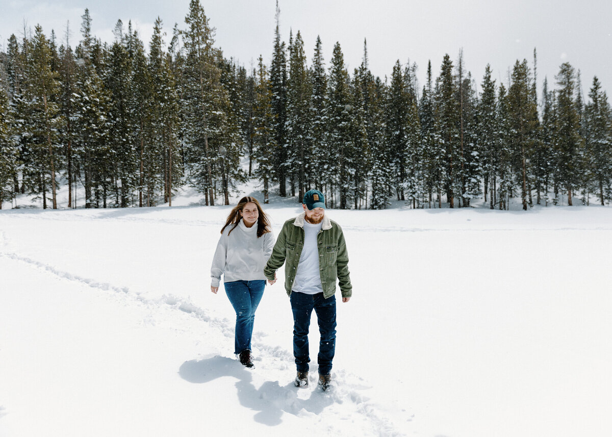 Ashlynn Shelby Photography_Rock Mountain National Park Engagement Shoot_ Dream Lake Engagement Shoot-8