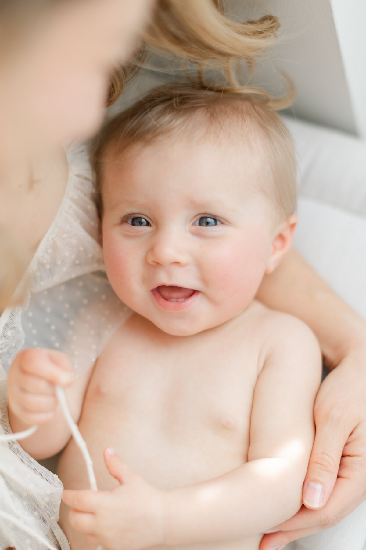 Philadelphia baby milestone portraits - 9