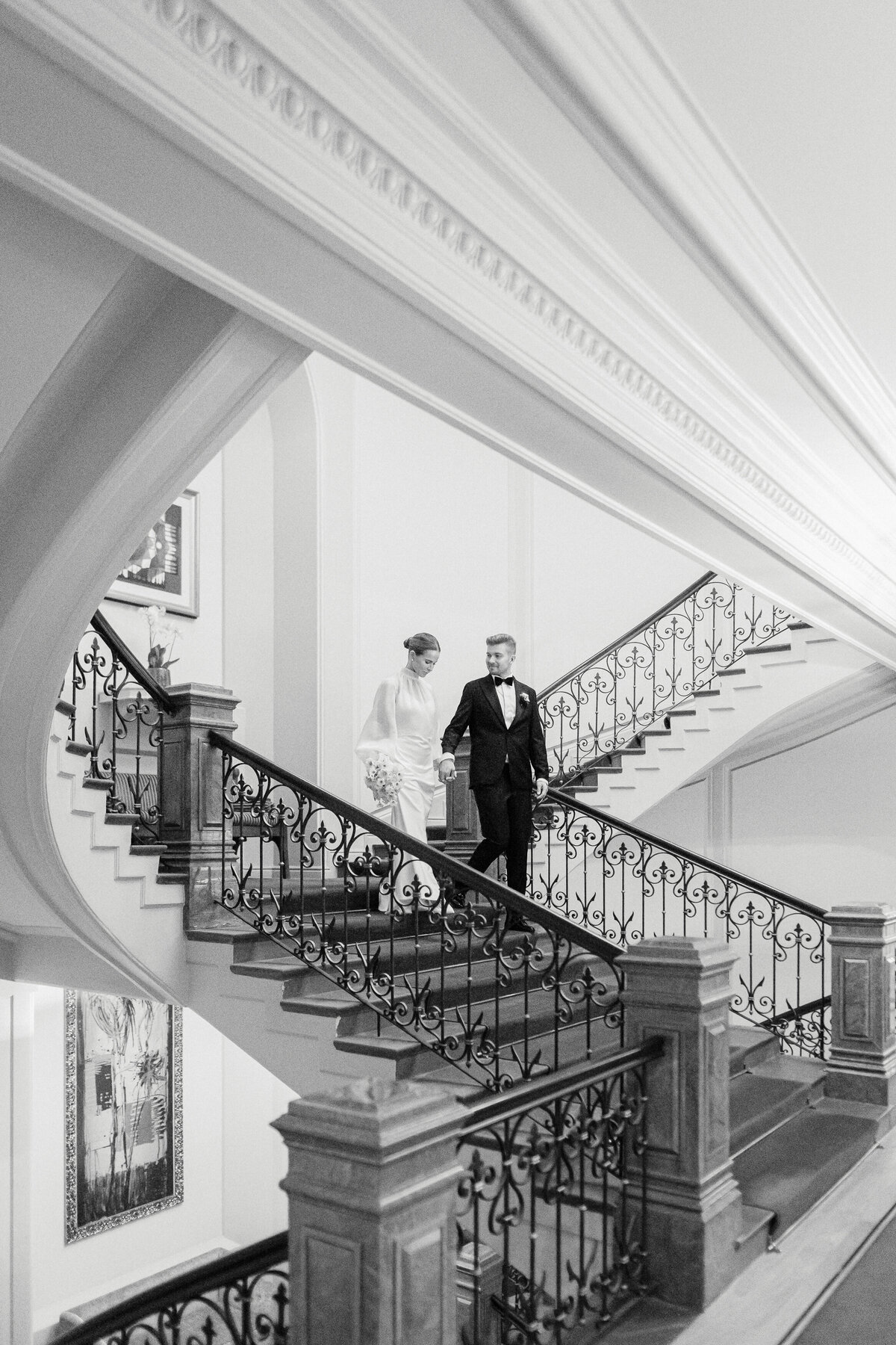 pyry-kantonen-048-helsinki-hotel-kamp-wedding-photography