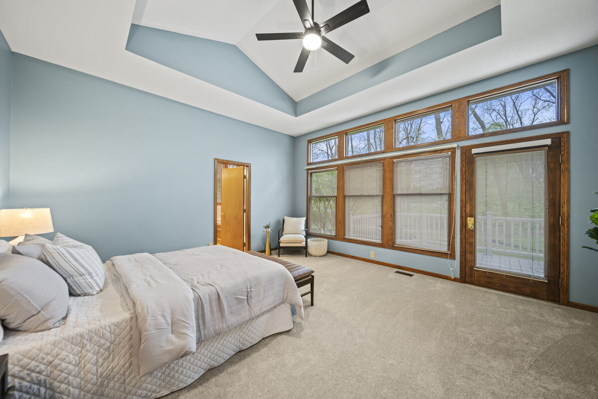 46-web-or-mls-A7405768
