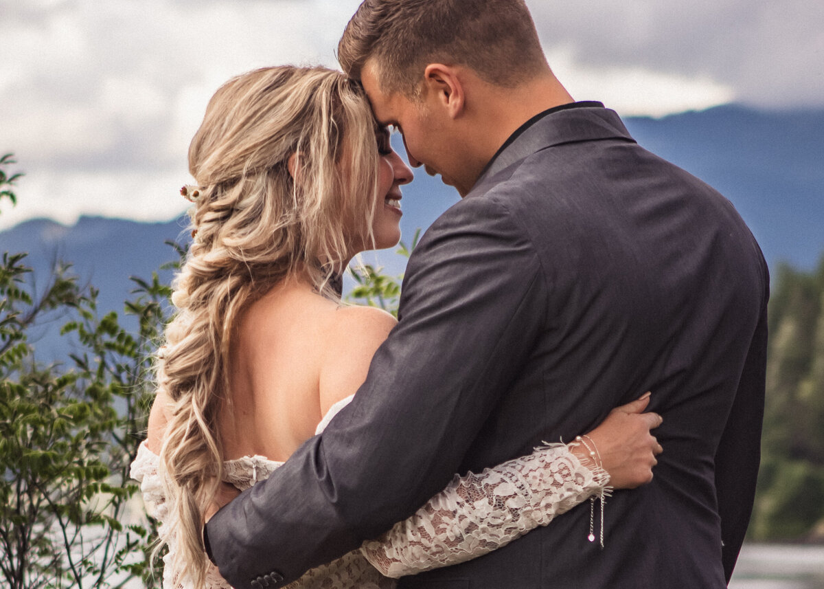 Columbia-Gorge-Elopement-Photographer