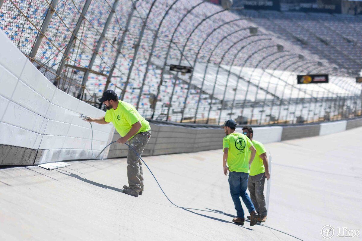 BRISTOL-MOTOR-SPEEDWAY-COMMERCIAL-PAINTING-J.ROSS-2