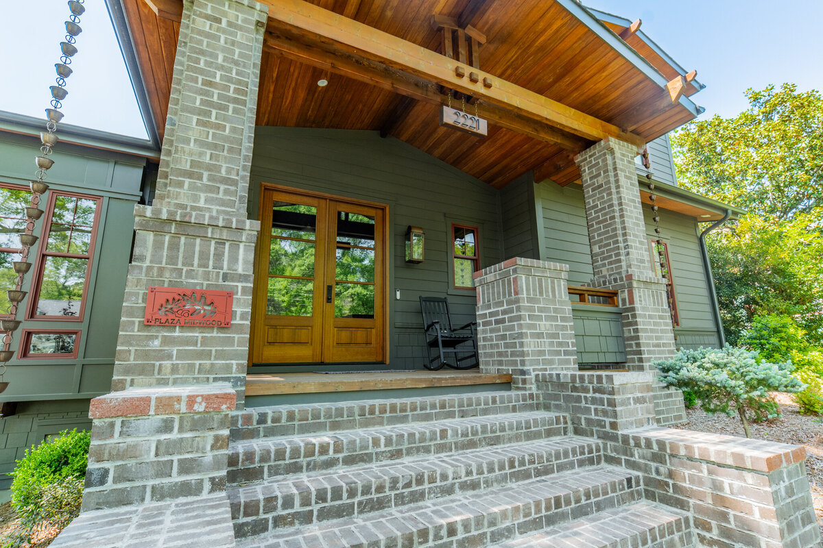 Arts and Crafts Homes - Carolina Craftsman Builders