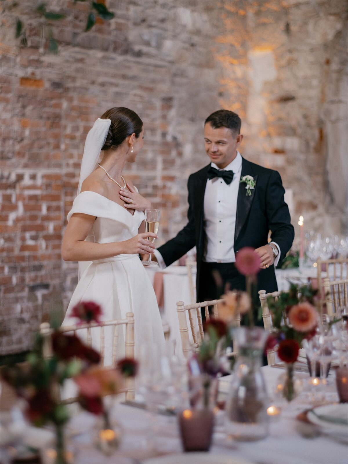 MadelineGeorge_CouplePortraits_0988_Wizz & Wild Wedding Florals