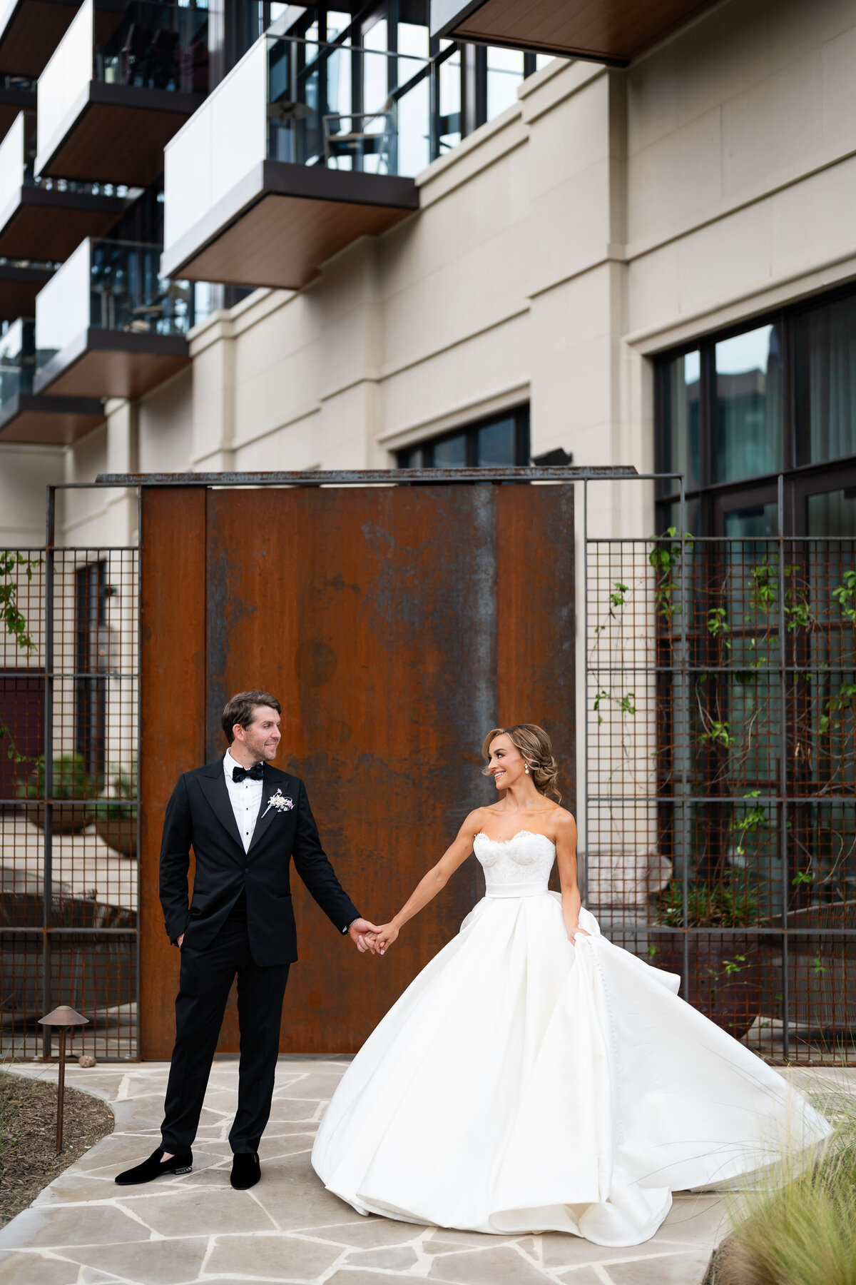 Bowie House Fort Worth Wedding Tracy Autem Paulina Brad-0163