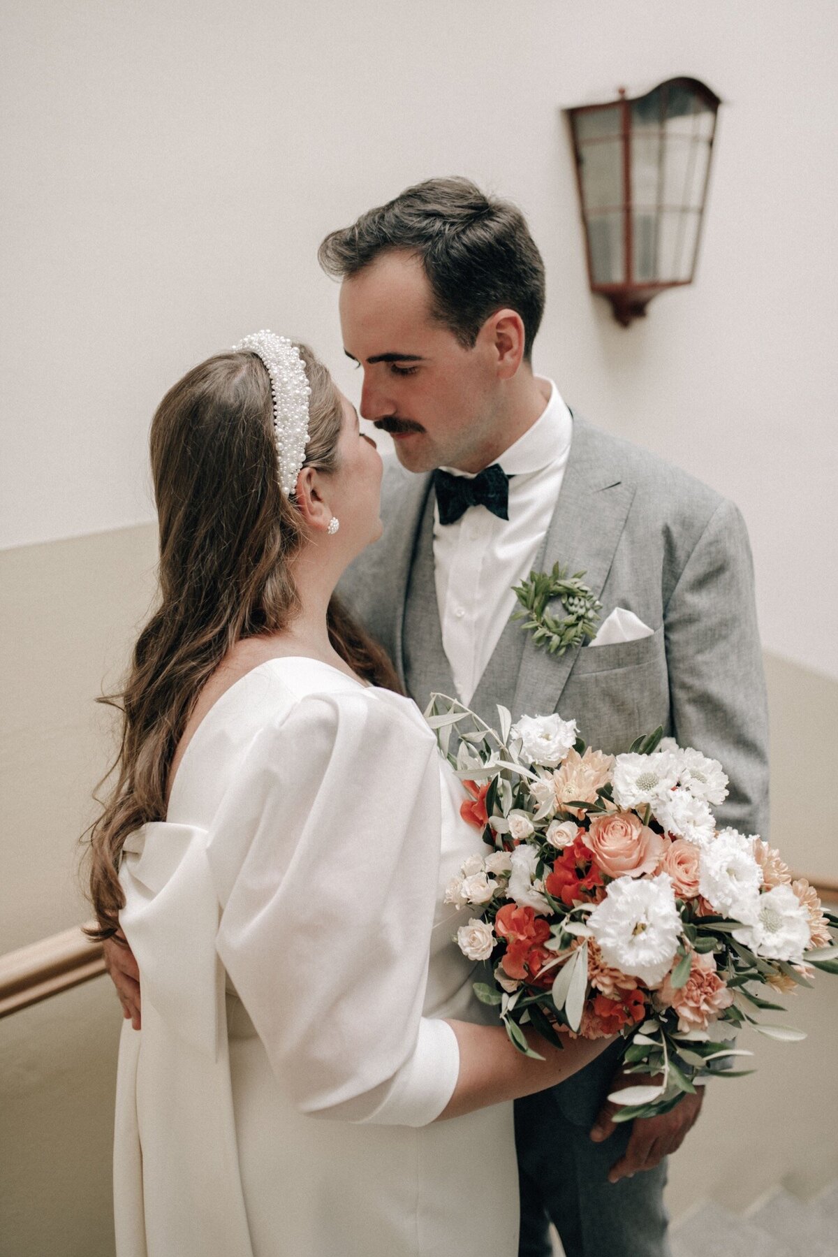 043_Flora_And_Grace_Europe_Editorial_Wedding_Photographer-0-39_An elegant wedding in Italy with a fashion edge and refined floral design.