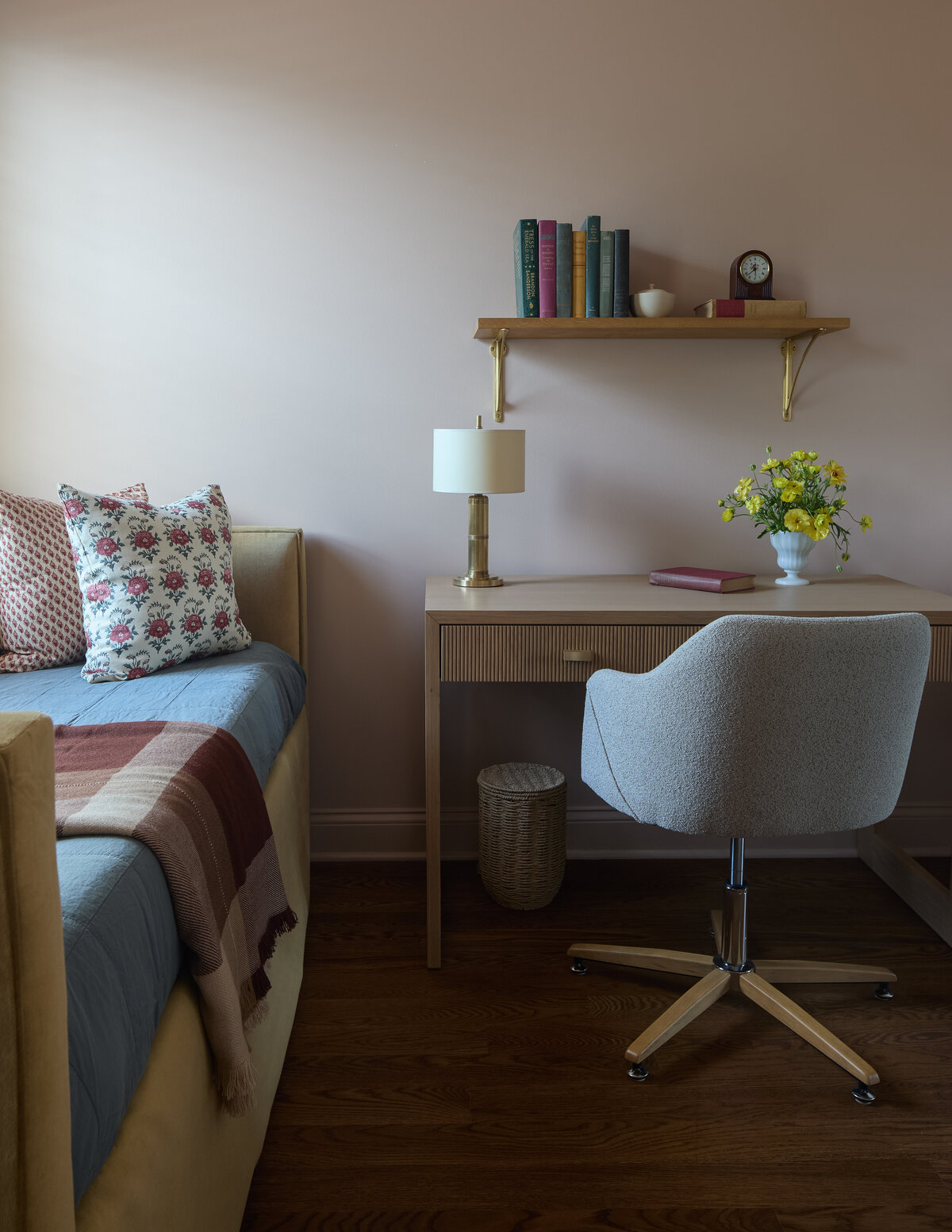 Lincoln Park-Guest Bedroom-Sanabria