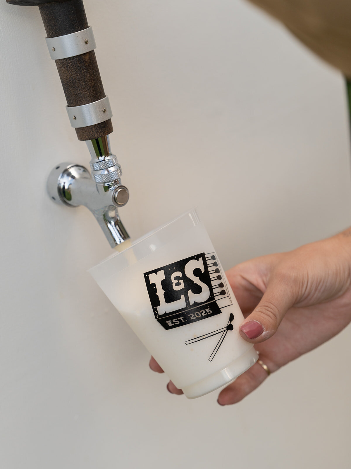 Lauren & Seth Digital Preview-13