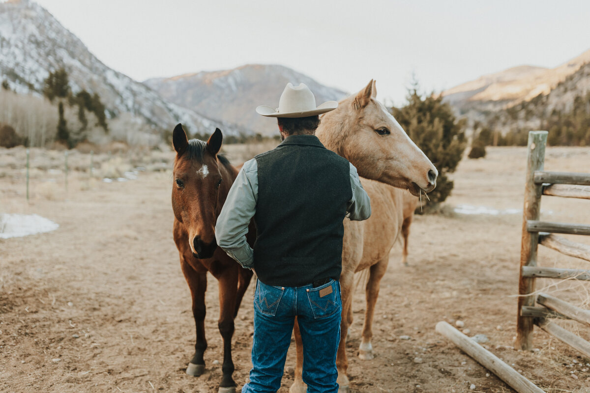 fort-collins-colorado-engagement-session-photographer-in-the-poudre-canyon-near-bellvue-next-to-the-poudre-river-117