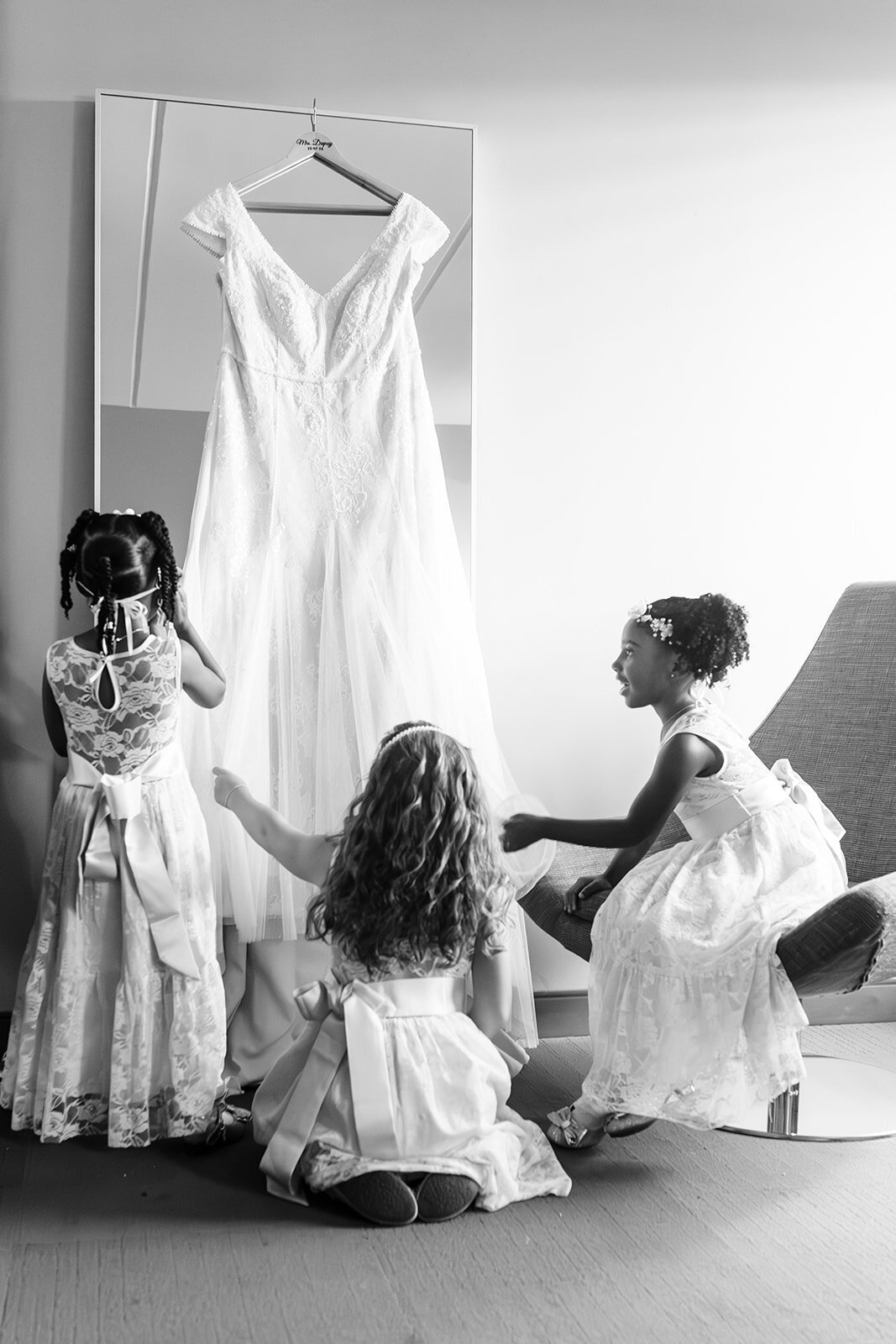 reTheBurrowWeddingPhotography-728