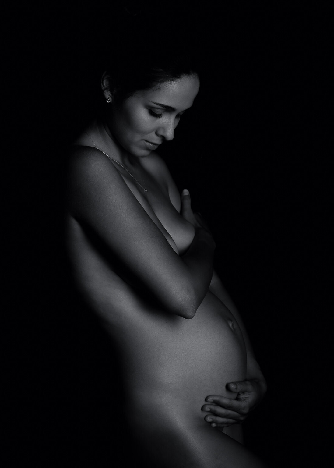 fine-art-nude-maternity-photographer-lizlebed