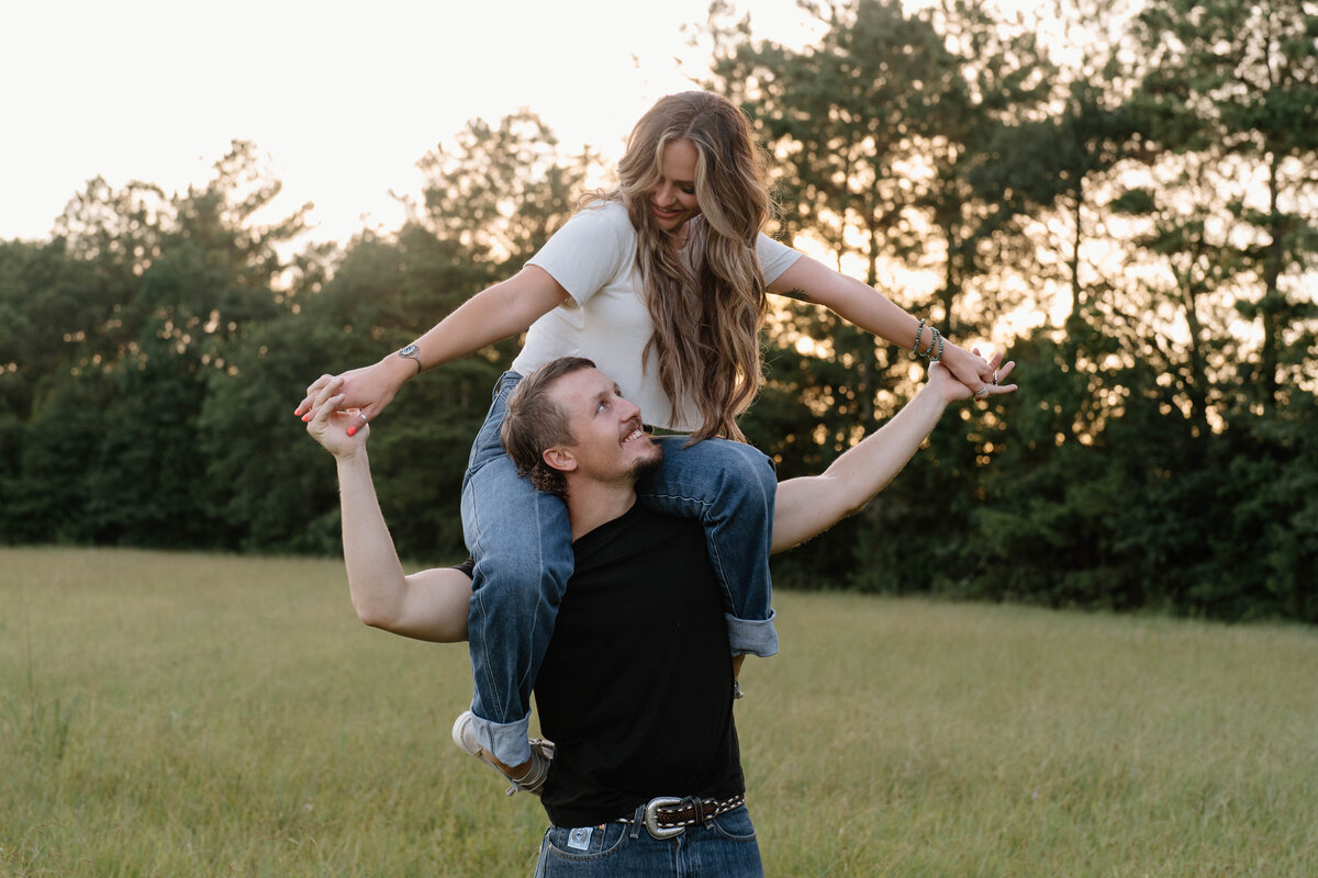 ORange Texas-Couples field Session-courtney lasalle photography