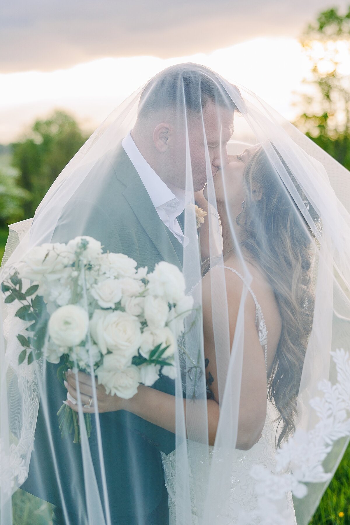 the-oak-barn-at-loyalty-leesburg-wedding-rebecca-dotson-photography_0041
