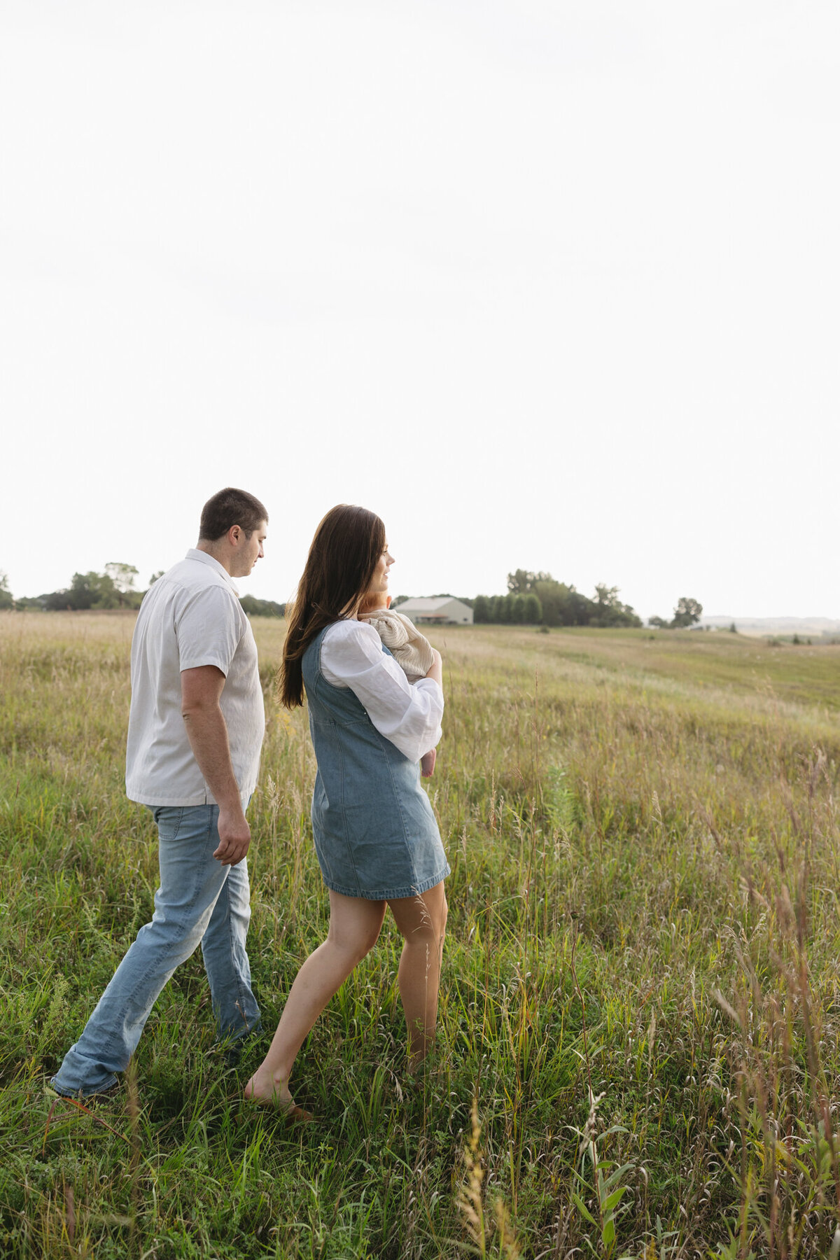 Sioux Falls Family Photographer, Good Earth State Park, RCC Photography, Field Family Photos-14