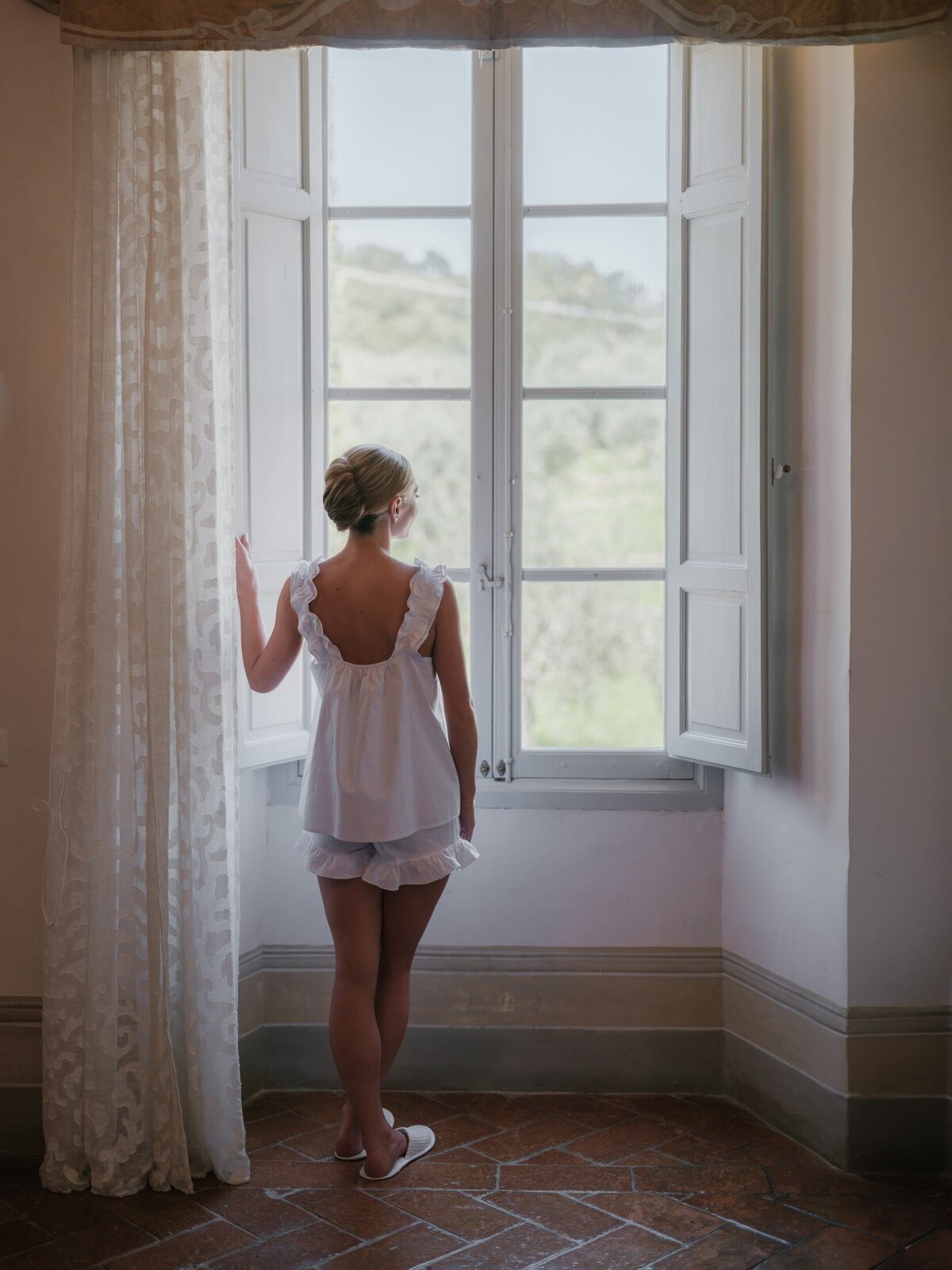 Brides_Villa-Cetinale-Italy_Redamancy-Photo-and-Film_014-min