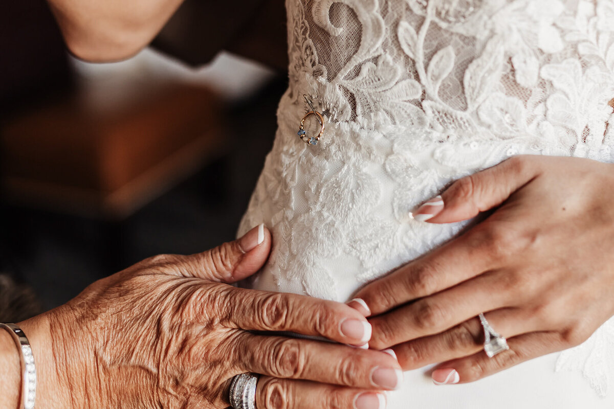 Elaina Rohin Wedding Previews (11 of 17)