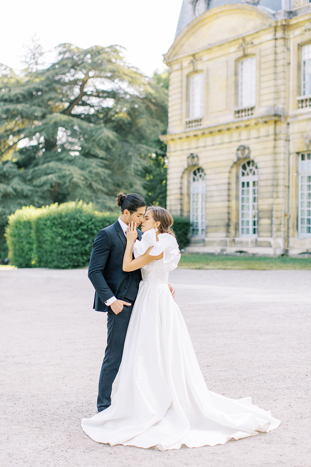Pretty Stock Images Paris Chateau Wedding - 396