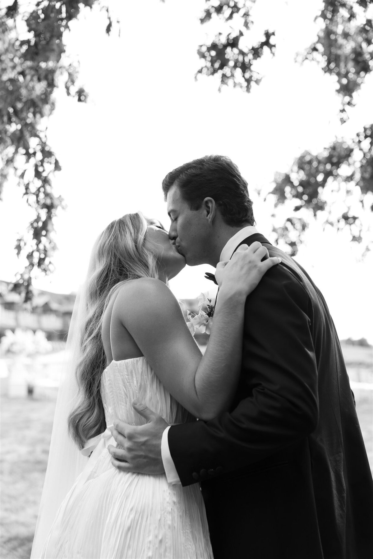 Caroline & Louis Wedding Previews-63