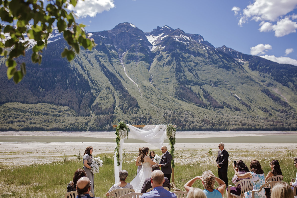 Kinbasket Lake wedding  ceremony in Valemount BC