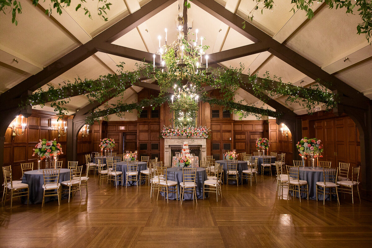 University Club of Memphis Wedding Photos Francis & Peter-15