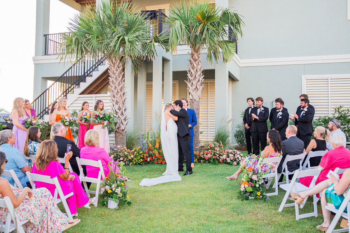 Destination-Wedding-Beach-Kiser-Images33