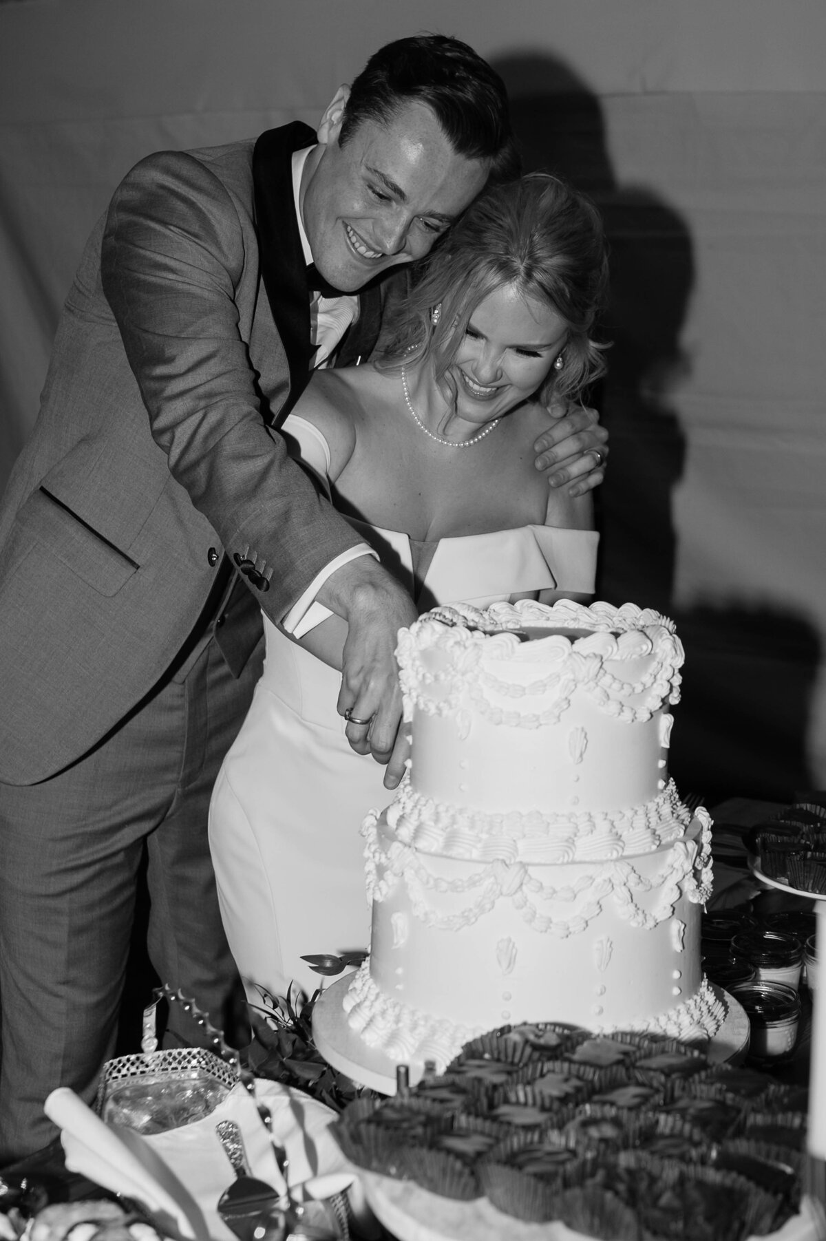 Tara-McMullen-Wedding-Photography-0229