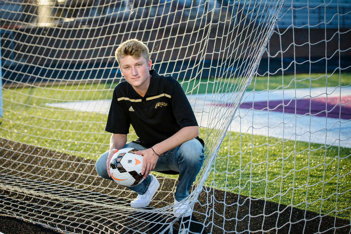 Grand-Haven-MI-Best-Sports-and-Hobbies-Senior-Pictures-02