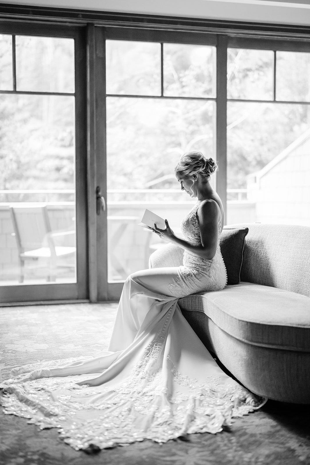 montage-deer-valley-summer-park-city-utah-wedding-logan-walker-425L-0206bw