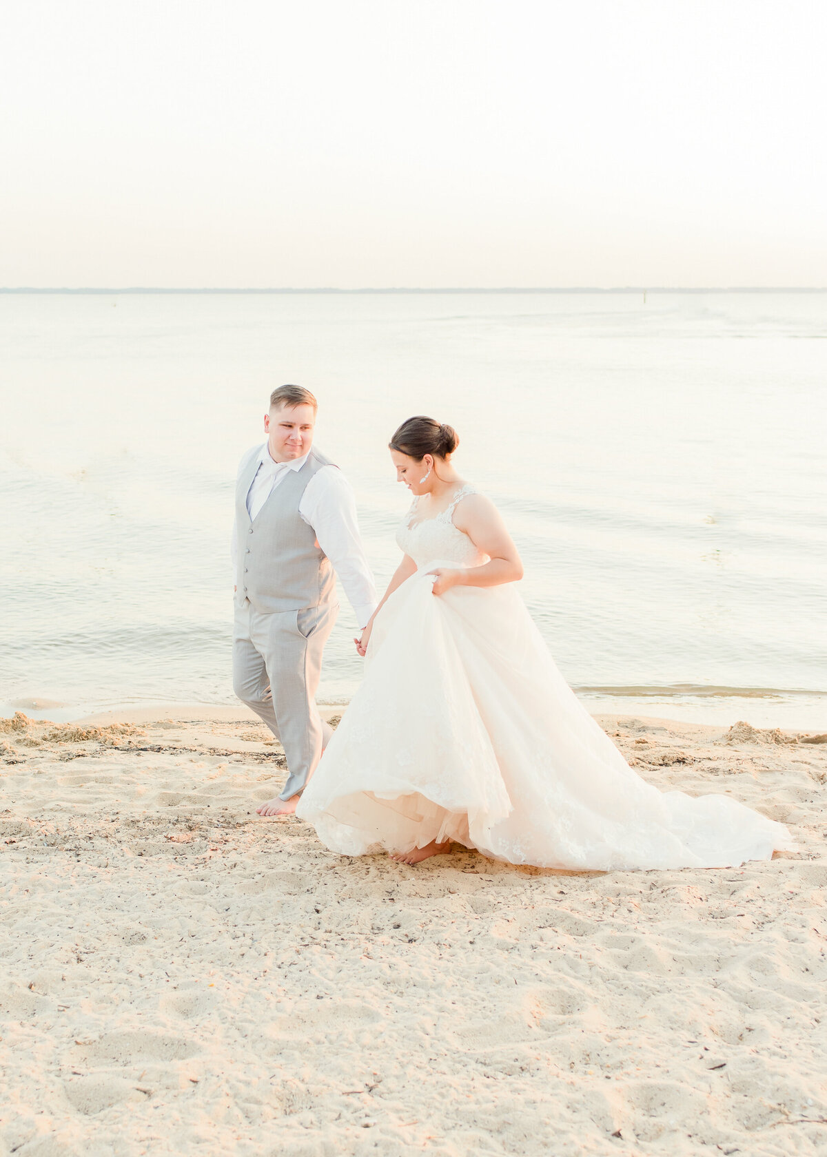 bride-and-groom-on-florida-beach-jpg