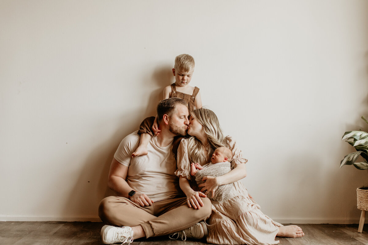 Kansas-City-Family-Photographer--49