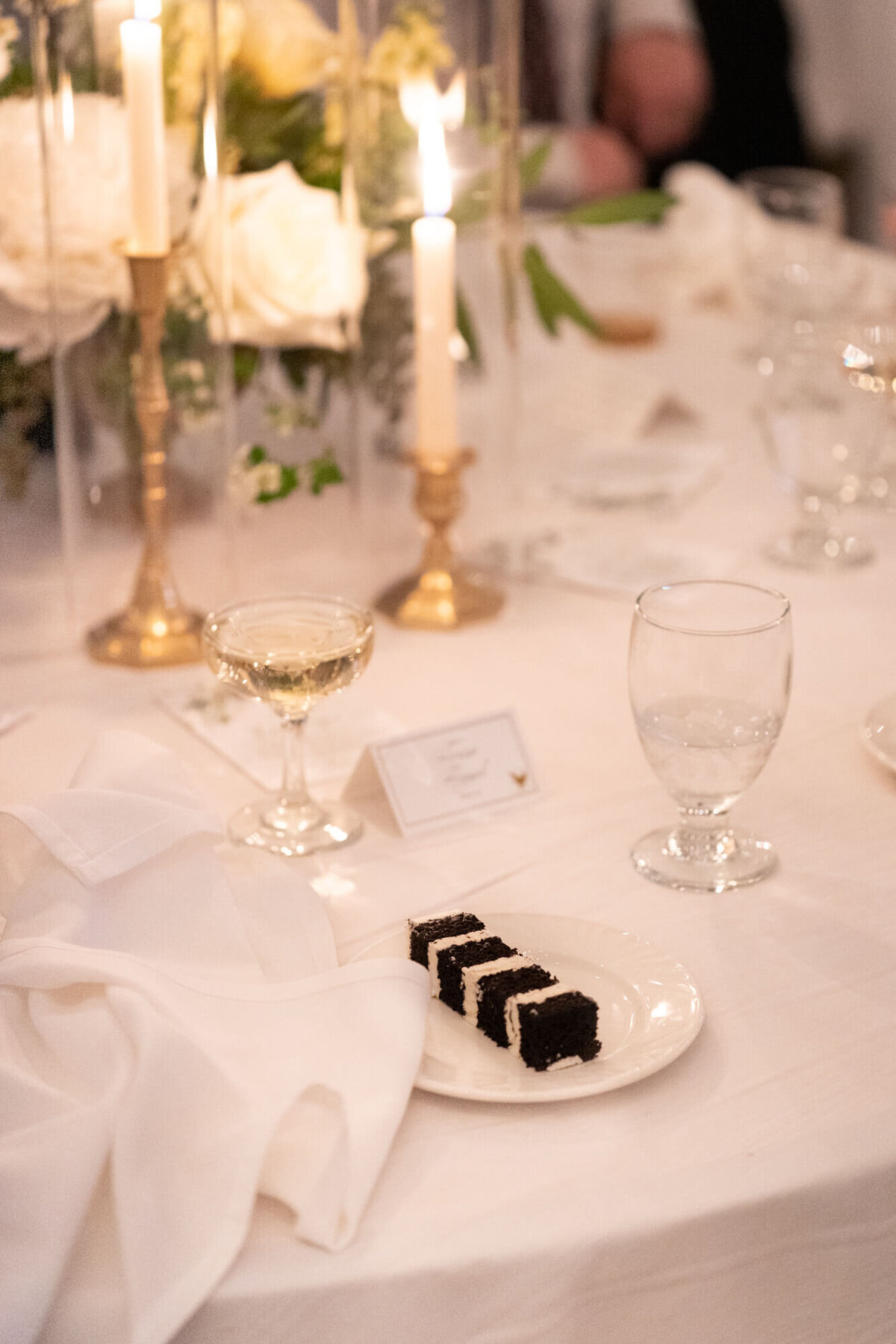 lake-geneva-wedding-reception-cake-4