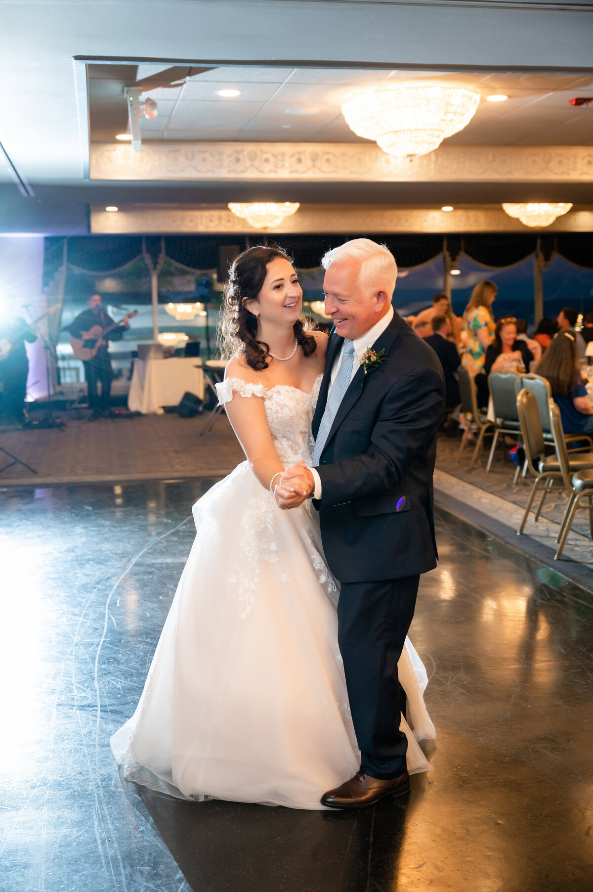 father daughter dance at lemont restaurant