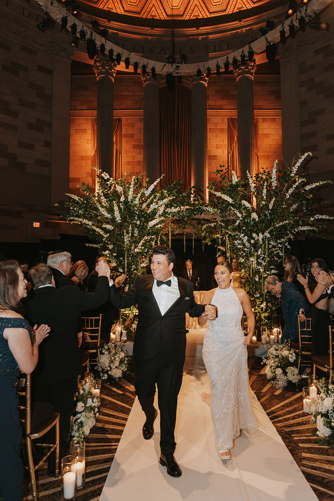 CORRIE-ZACH-NYC-WINTER-WEDDING-AT-GOTHAM-HALL_PHOTOS_BY_MARIA_B_LUNG_0781