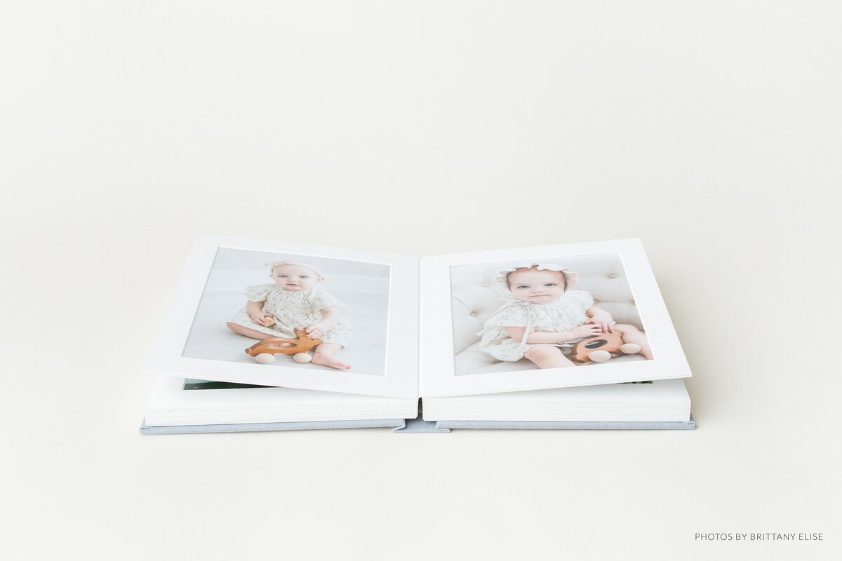 RedTree-Albums-Brittany Anderson, Matted Folio Album-431