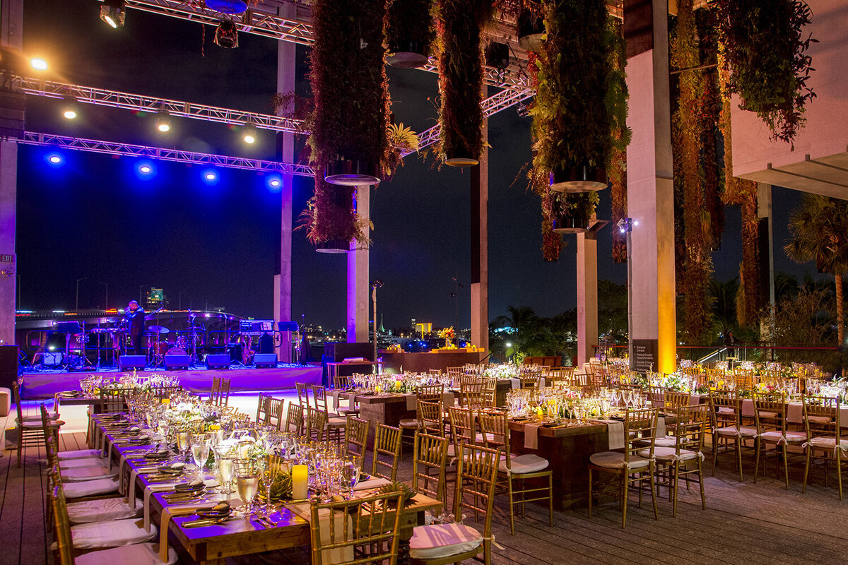 00024-organic-wedding-perez-art-museum-miami-chris-weinberg-events