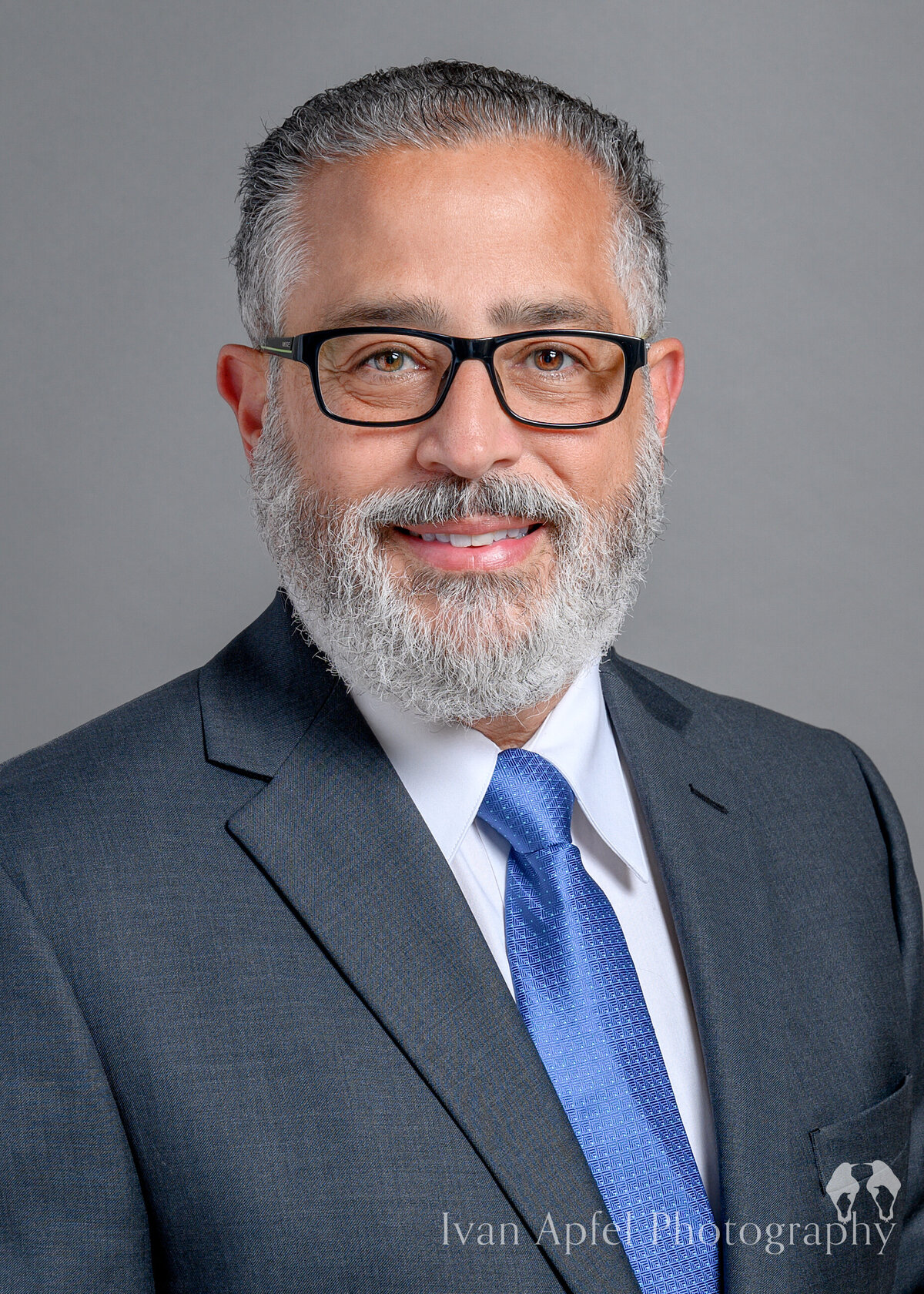 Broward-Ft-Lauderdale-Headshot-Photographer-Media-Exec-Ivan-Apfel-IAP_0470