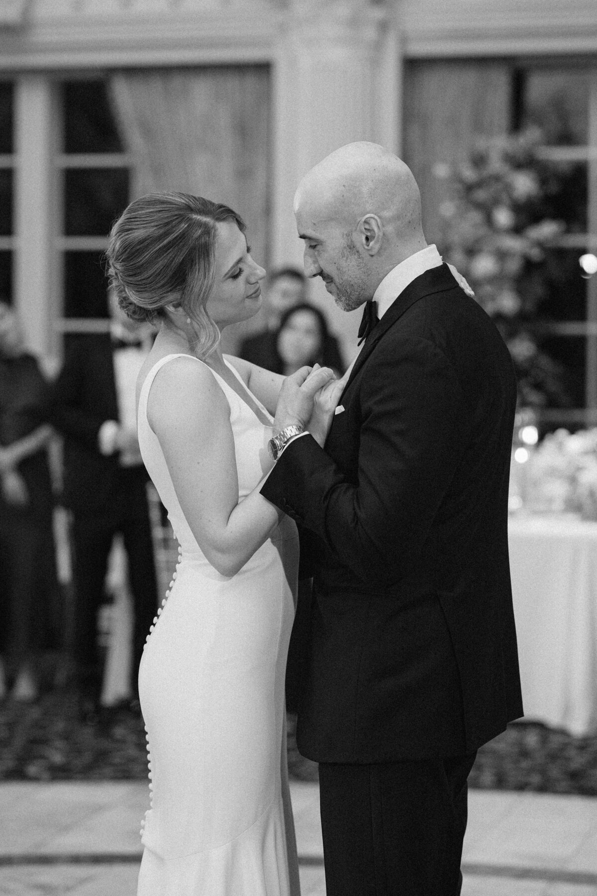 Grace & Ardor Co. East Coast Wedding Engagement Photography Pennsylvania New York City New Jersey Philadelphia Timeless Bold Art Direction Editorial Erin McGeever Ashford Estate Fall-78