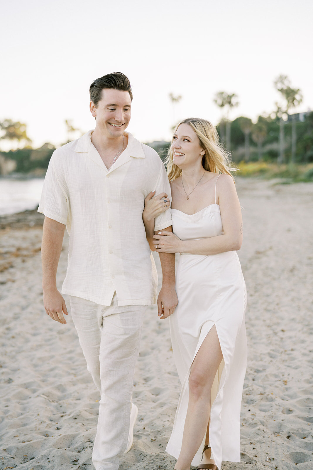 santa-barbara-courthouse-engagement-photos-192_websize