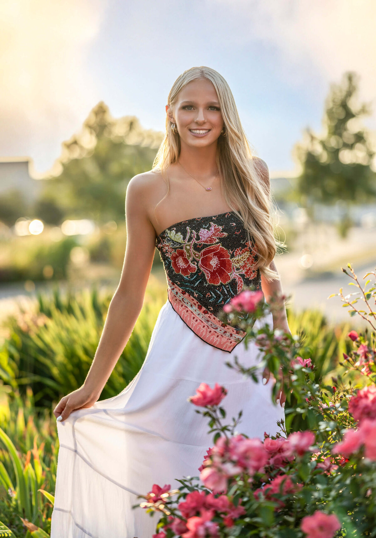 Outdoor senior girl portrait