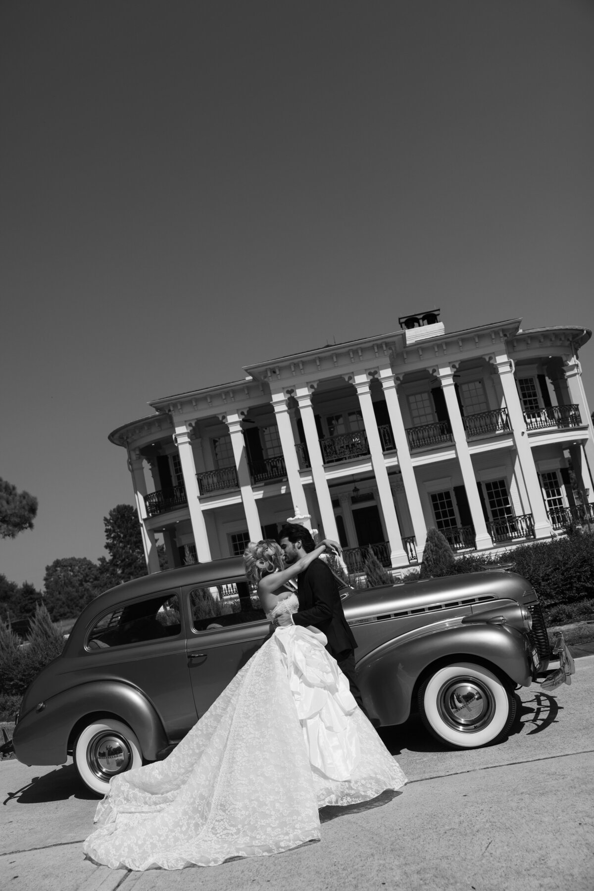 EmilySnyderPhotographyHoustonWeddingPhotographerSandlewoodManor-29