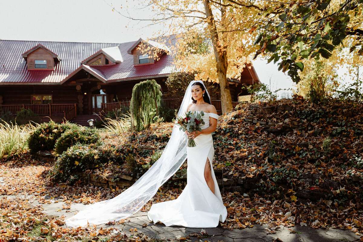 documentary-wedding-photographer-fall-wedding-at-tranquility-acres-95