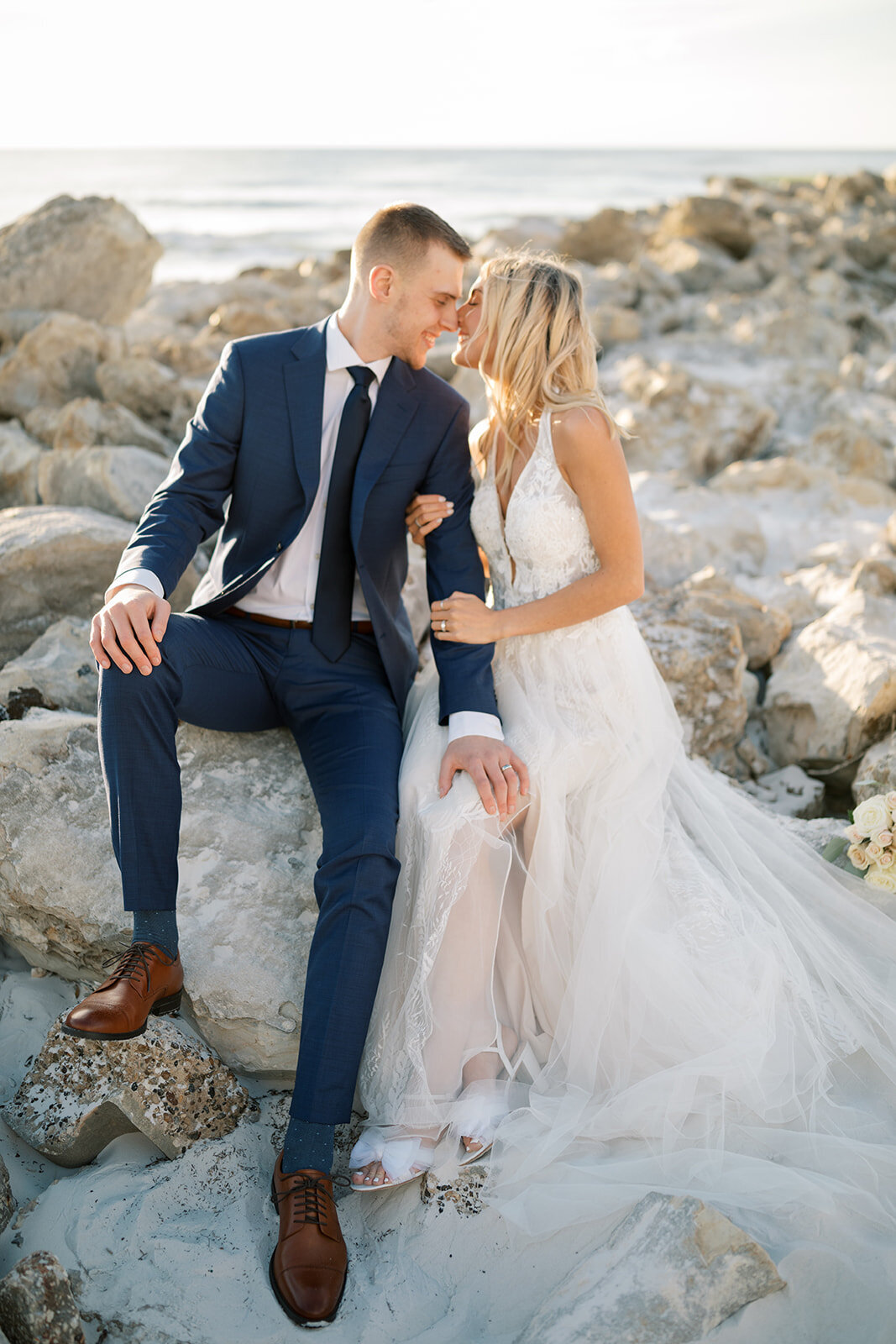 mirandarosephoto-clearwaterbeach-elopement-chantillychiccelebrations-4