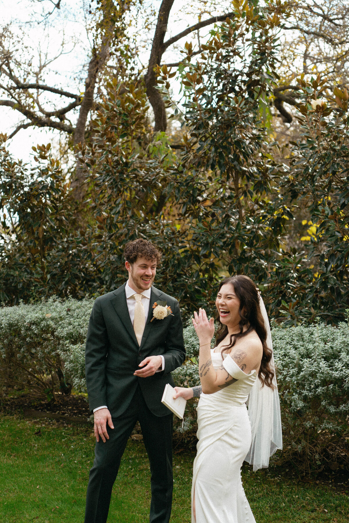 Lindsey&AlexWeddingPhotos_Film_AustinWeddingPhotographer_HereafterFilms_-29