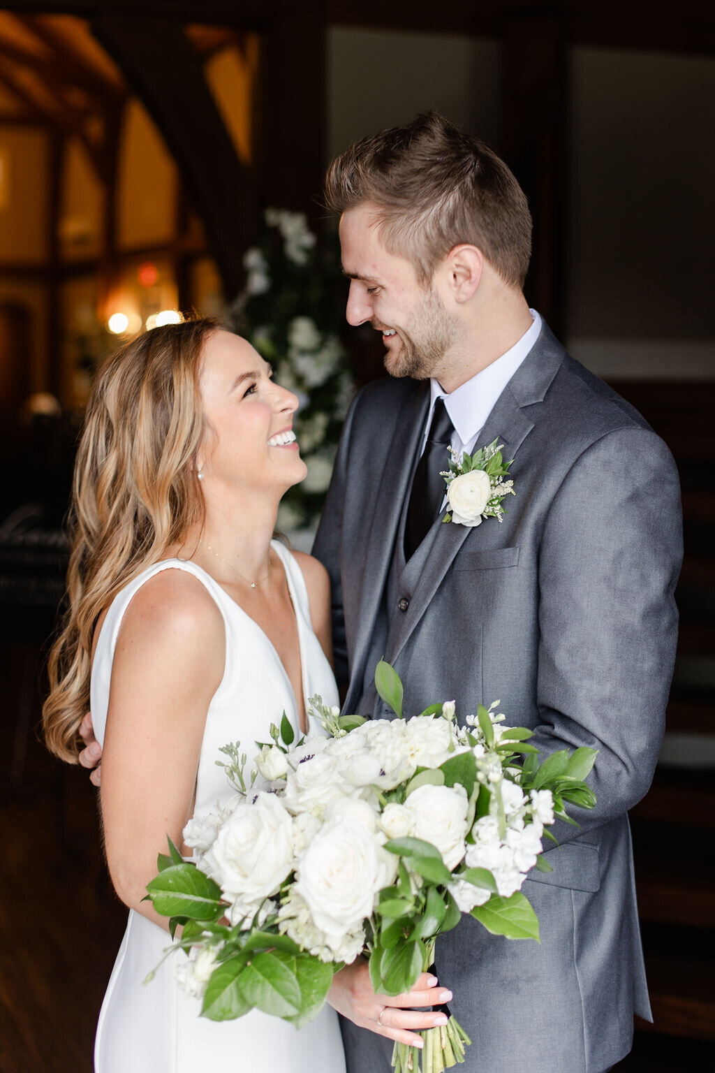 emily_and_nickweddinghighlights108