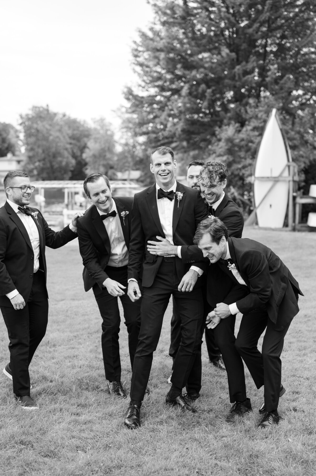 Wedding party photo, Michigan wedding photographer