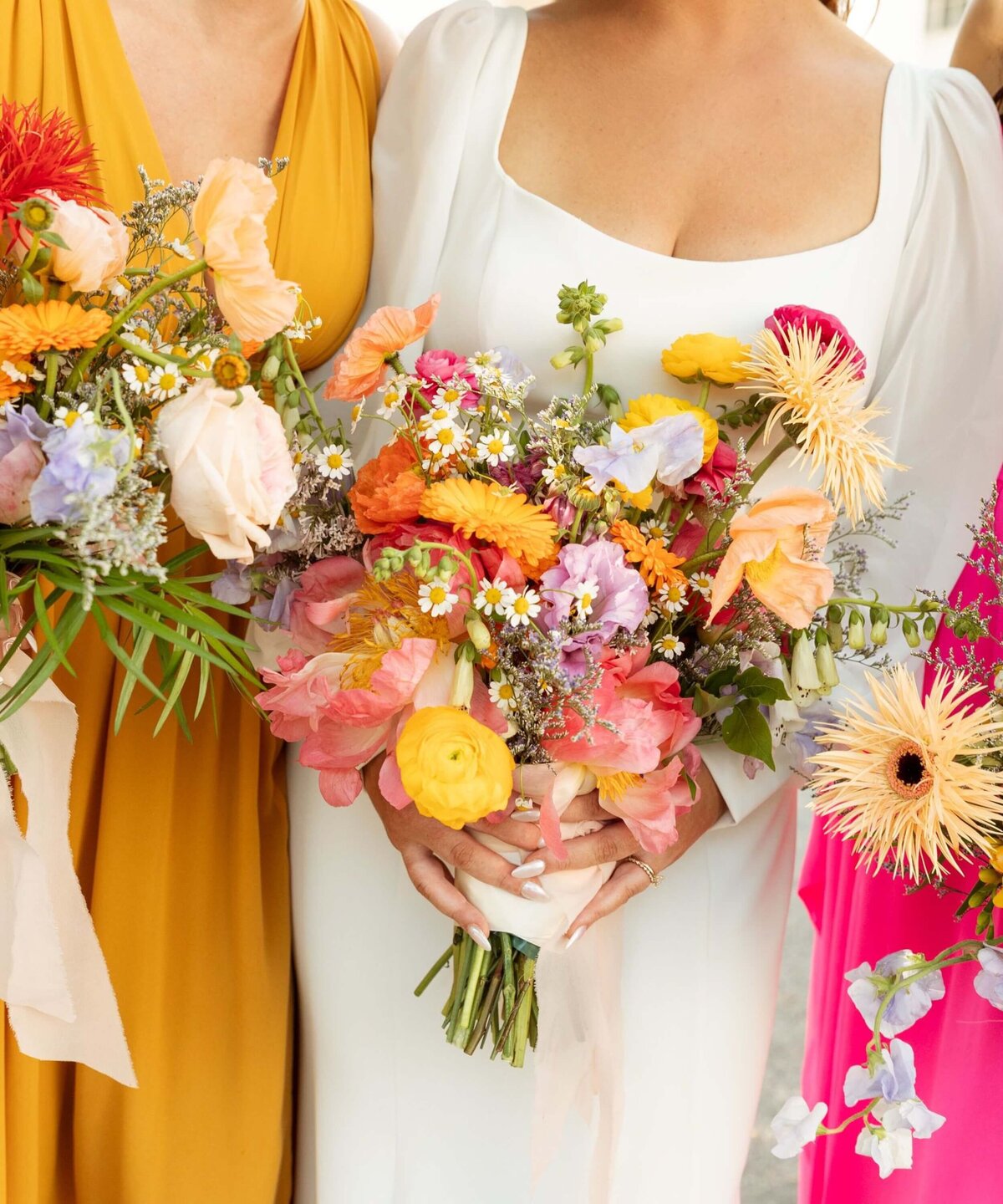 juniper-rose-floral-bridal-couple-romantic-bouquet
